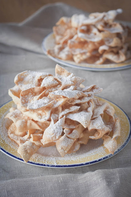 Chrusty, faworki, angel wings with&nbsp;beer