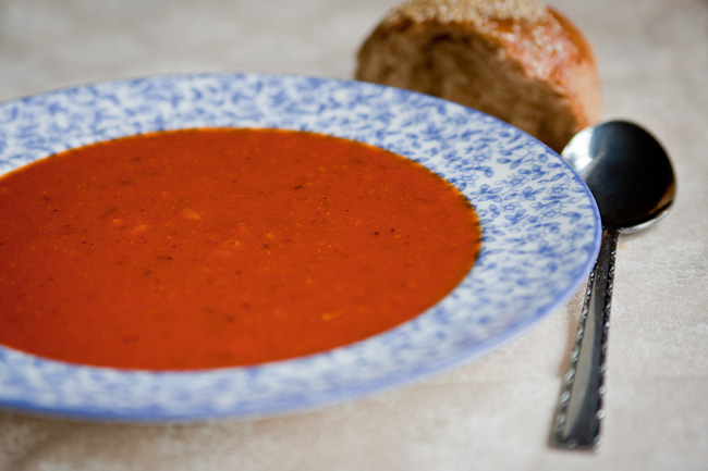 Garlic tomato soup