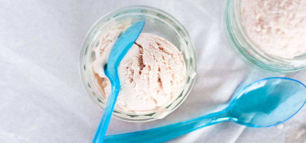 Easy orange rhubarb ice&nbsp;cream