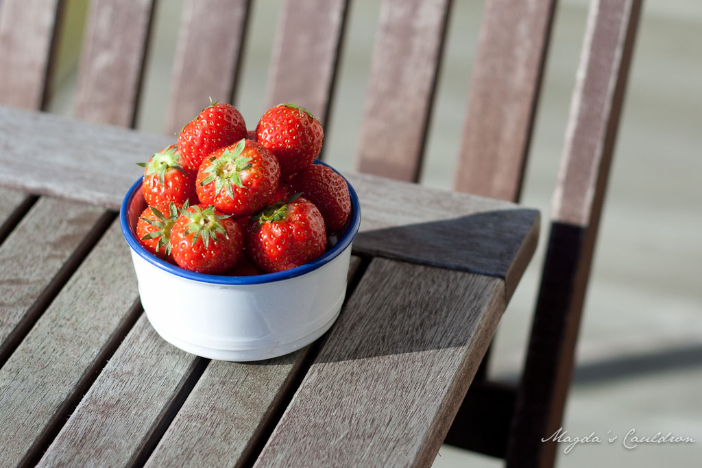 Strawberries from the&nbsp;childhood
