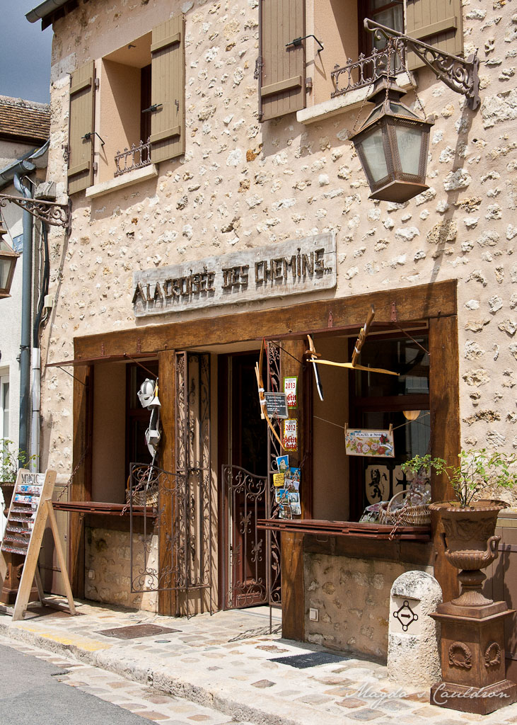 Provins - a shop
