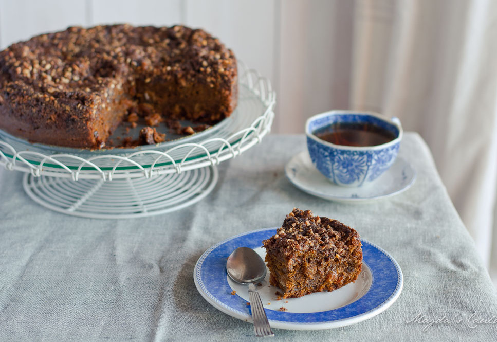 Pumpkin cake with nutty&nbsp;crumble