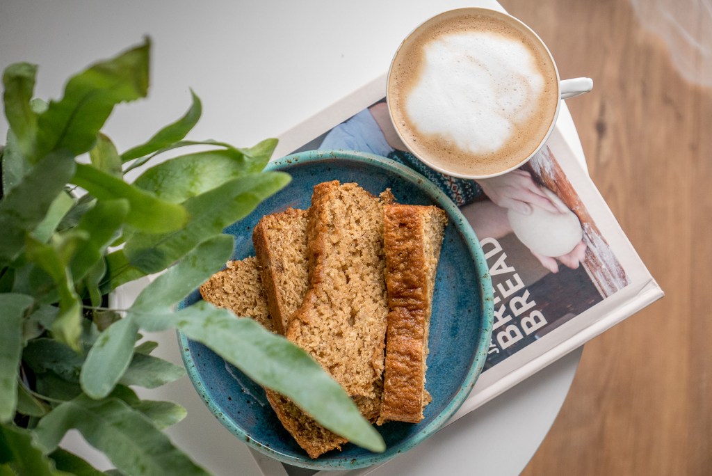 Simple banana bread