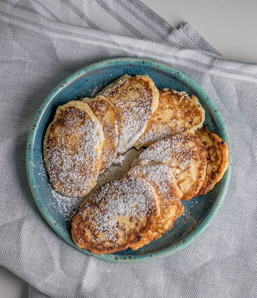 Cheesecake pancakes (syrniki/serowe racuchy)