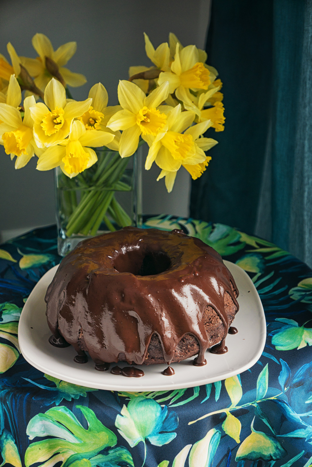 Chocolate yogurt bundt cake